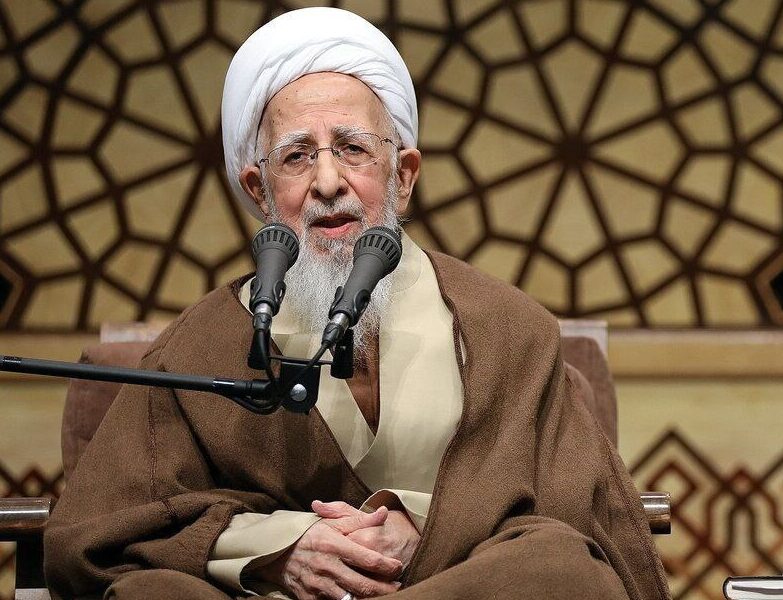 آیت الله جوادی آملی: نیازی نیست نماز استسقا و طلب باران بخوانید، دروغ نگوئید و اختلاس نکنید