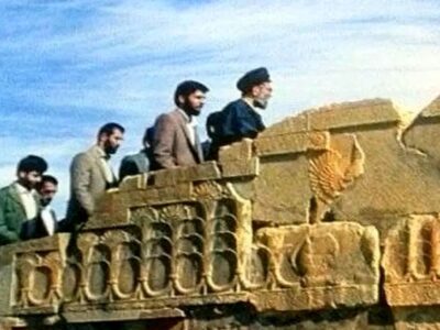 آیت‌الله خامنه‌ای در برابر دوگانه‌سازی‌های واهی