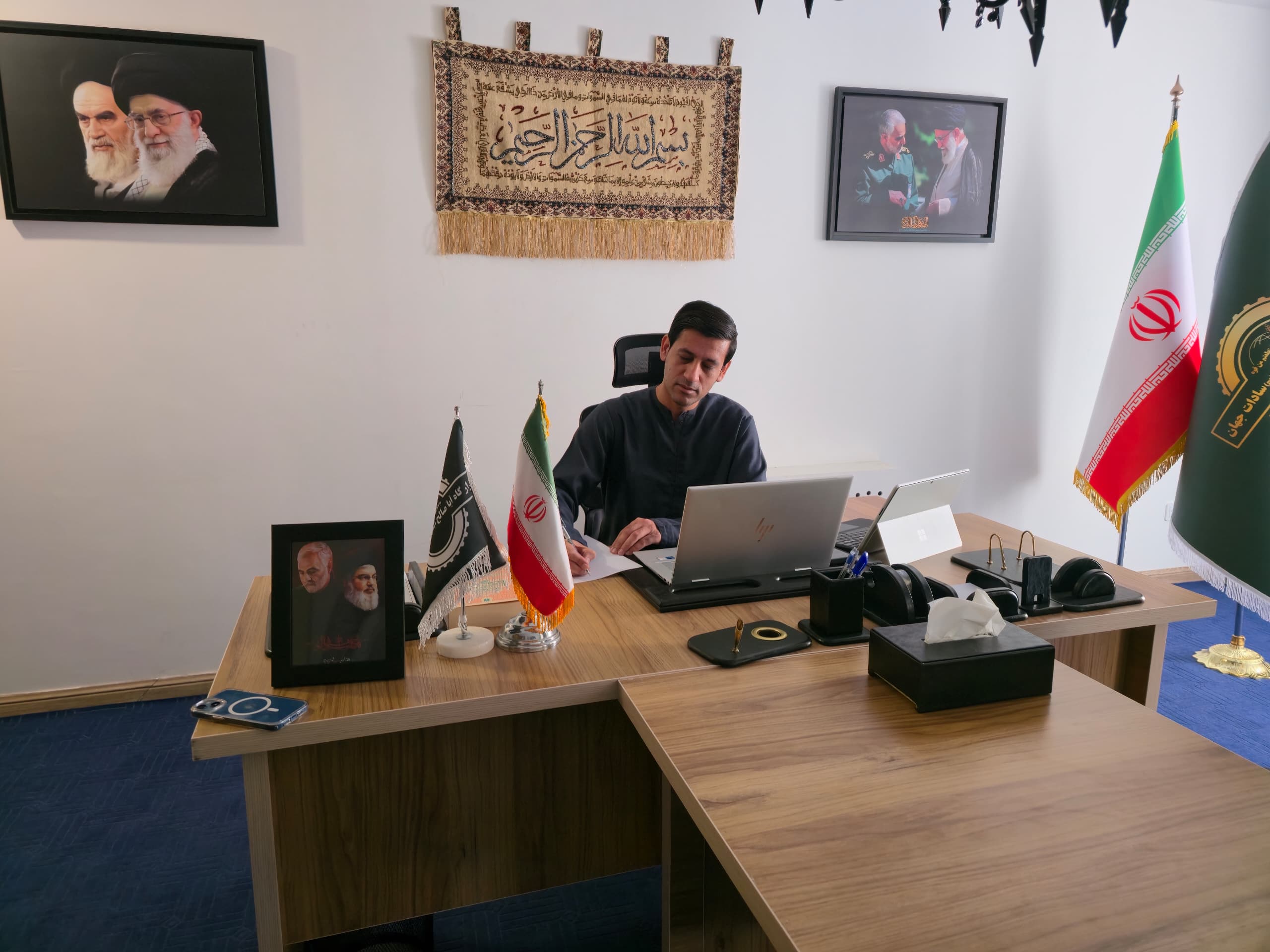 پیام تبریک معاونت امور بینالملل قرارگاه اباصالح المهدی عج سادات جهان بمناسبت ۱۳ آبان پیام تبریک معاونت امور بینالملل قرارگاه اباصالح المهدی عج سادات جهان بمناسبت ۱۳ آبان