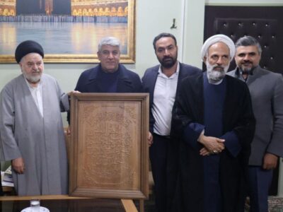 تأکید بر هم‌افزایی فرهنگی و خدمت‌رسانی به زائران عتبات در نشست فرمانده قرارگاه با حجت‌الاسلام والمسلمین شهرستانی