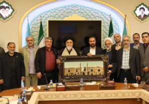 توسعه همکاریهای عمرانی و فرهنگی مسجد جمکران با قرارگاه بینالمللی سازندگی؛ از دیوارکشی مسجد تا افتتاح دفتر قرارگاه در قم