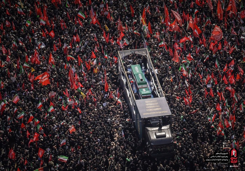 تصاویر/ بدرقه حماسی رهبر شهید انقلاب در تهران