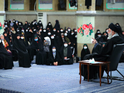 پنج جمله ماندگار و پنج روایت تحلیلی از جایگاه زن در منظومه فکری آیتالله خامنهای(ره)