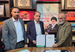 قرارگاه بینالمللی سازندگی اباصالح (عج) و شرکت فراب تفاهمنامه همکاری استراتژیک در حوزه نفت و فرآوردههای پتروشیمی امضا کردند
