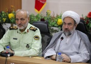آیت الله شبیری زنجانی و شهید سیدحسن نصرالله، شخصیت های اثرگذار جامعه حوزوی