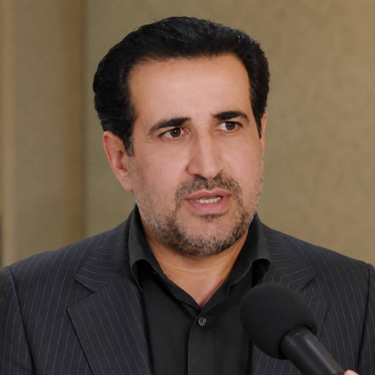تنگه هرمز؛ جایی که ادعای «کنترل آمریکا» با واقعیت پرهزینه میدان روبهرو میشود تنگه هرمز؛ جایی که ادعای «کنترل آمریکا» با واقعیت پرهزینه میدان روبهرو میشود