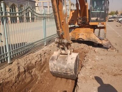 عملیات خاکبرداری پروژه دیوارکشی مسجد مقدس جمکران با حضور فرمانده قرارگاه آغاز شد