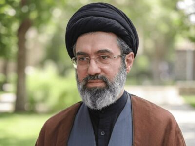 پیام رهبر معظم انقلاب اسلامی به سی و سومین اجلاس سراسری نماز